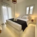 Apartment Mayema Cycladic House In Santorini With Sea View