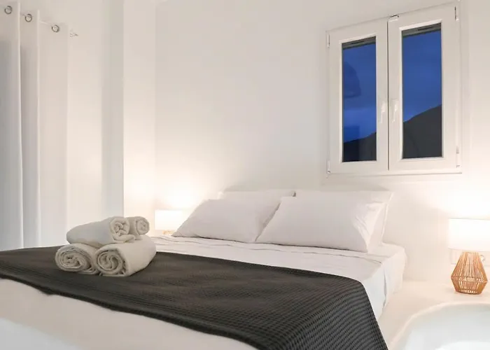 Mayema Cycladic House In Santorini With Sea View Kamári